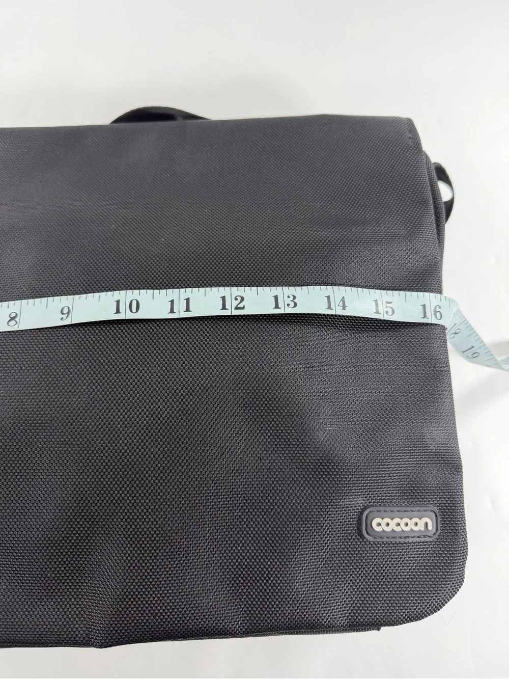 Cocoon Black Messenger Bag Laptop Crossbody Briefcase Travel Work Adjustable